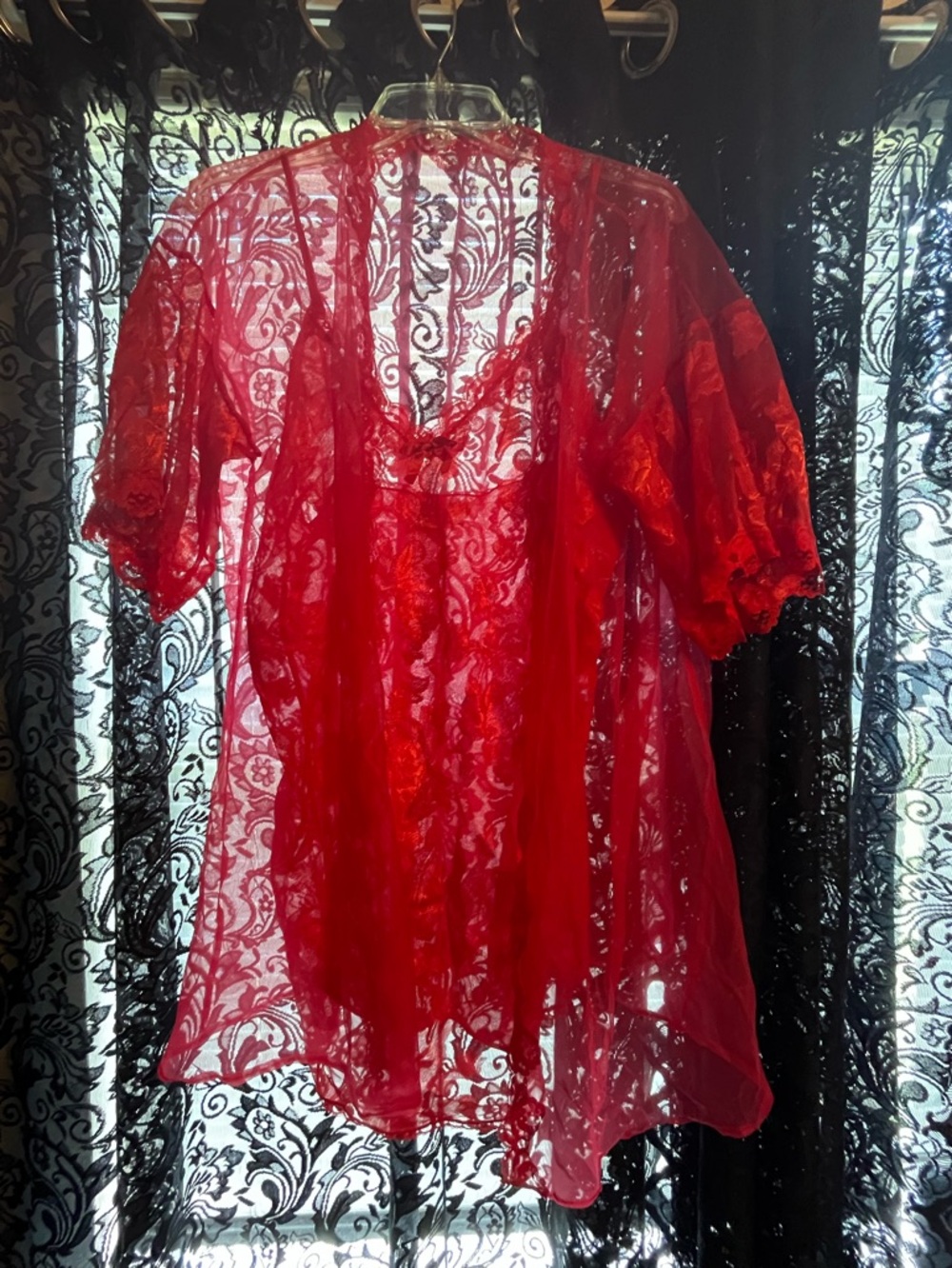 1970s VTG Sopre Red Sheer Lace Lingerie Set 2 Pc Robe & Slip Nylon USA ILGWU tag